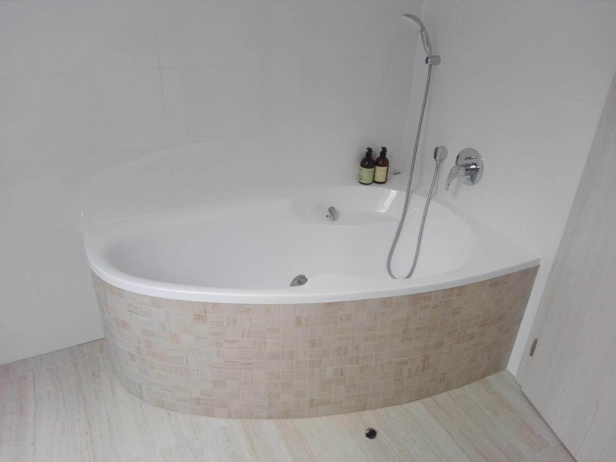 Apartmany Zlaty Hamr Svoboda nad Úpou Exteriör bild